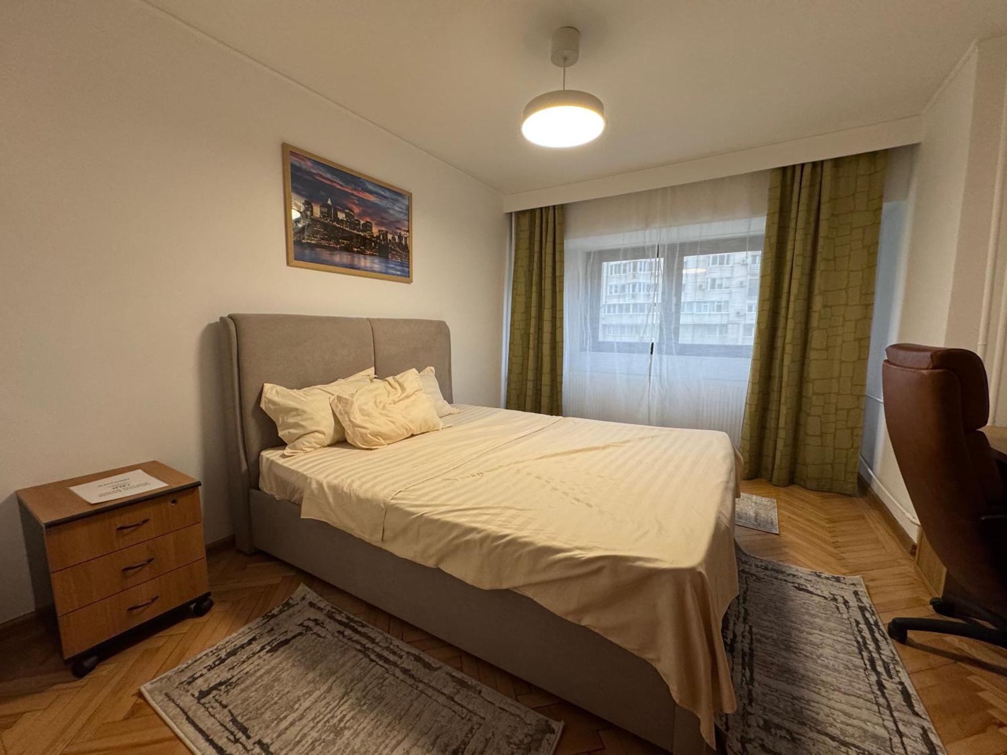 Decebal Apartment Overlooking The Boulevard Букурещ Екстериор снимка